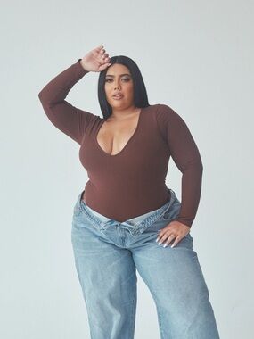 Klassy Network: Deep V Long Sleeve 3XL